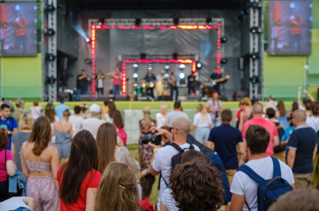Are Stages Necessary for Local Performances