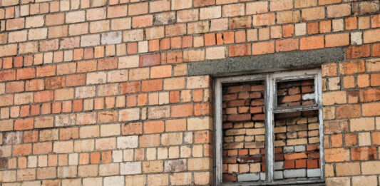 A blog article about what makes a rock revetment secure. Breakdown of the design of a rock revetment with information