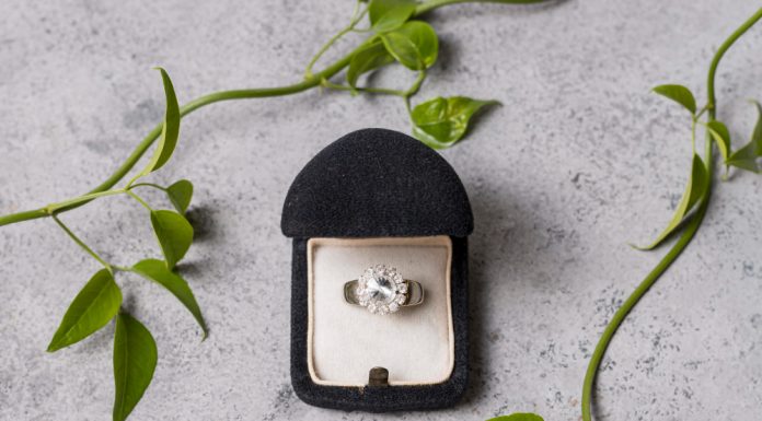 Why signet rings and meaningful jewellery are dominating 2026 style signet rings