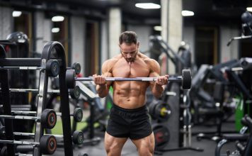 Hyrox vs CrossFit vs Traditional Gym: Choosing Your Ultimate Fitness Path in 2026 Hyrox vs CrossFit vs Traditional Gym