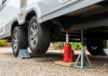 How to Safely Lift a Caravan, Trailer or 4WD with a Hydraulic Jack Hydraulic Jack