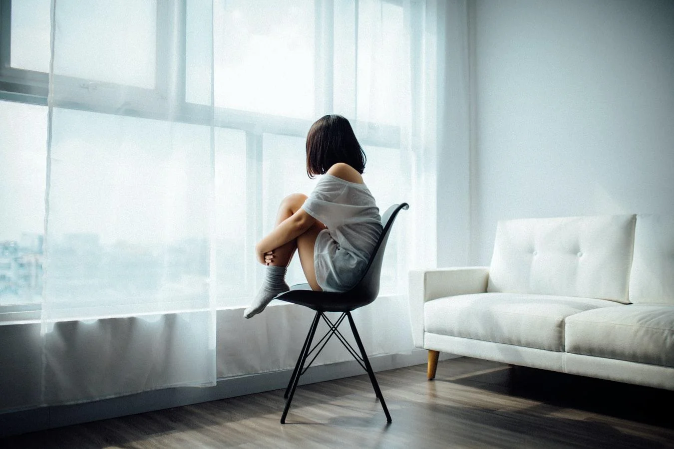 Best Ways to Embrace Living Alone