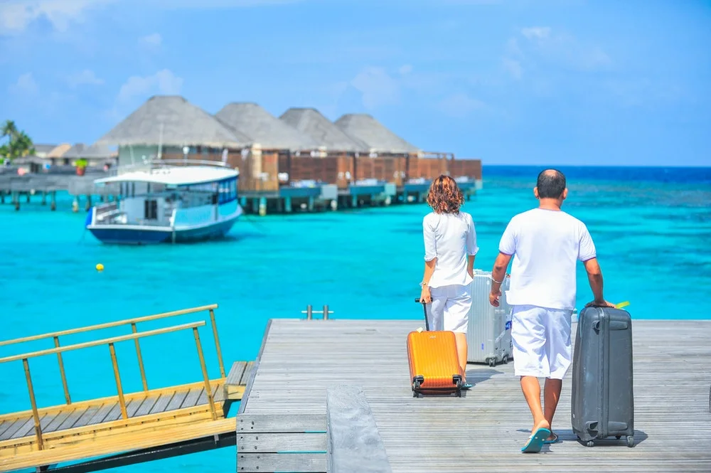  5 Must-Haves to Bring on Your Hot Summer Vacation