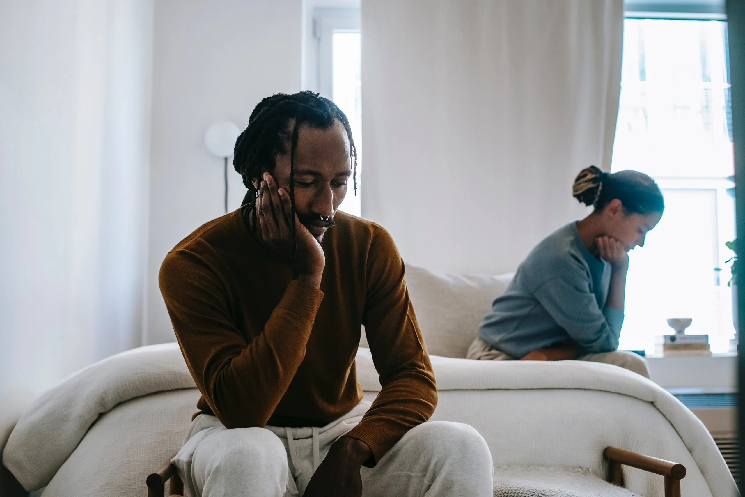 5 Signs of Narcissism in Relationships