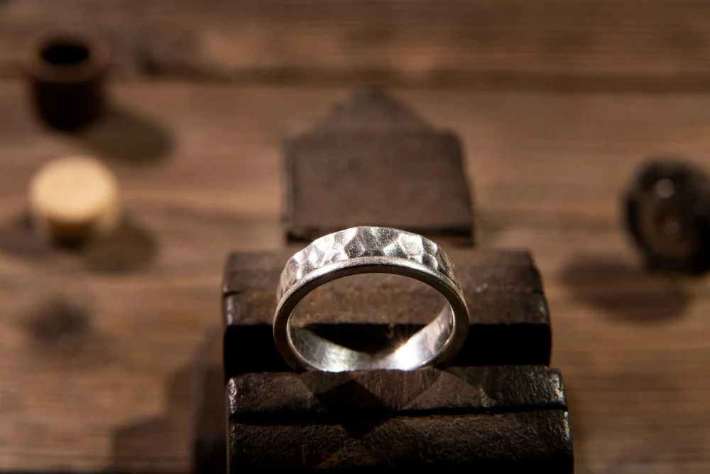  Why Signet Rings Are Making a Strong Comeback in 2026